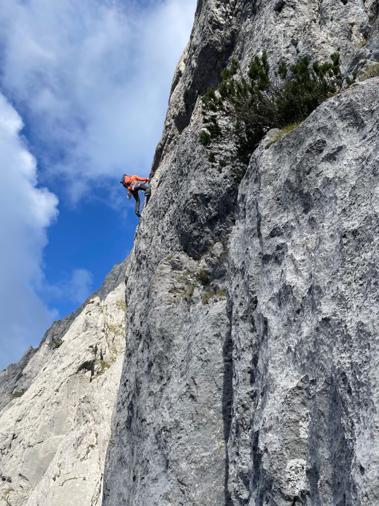 Quergang 4.Seillänge Sonnenpfeiler